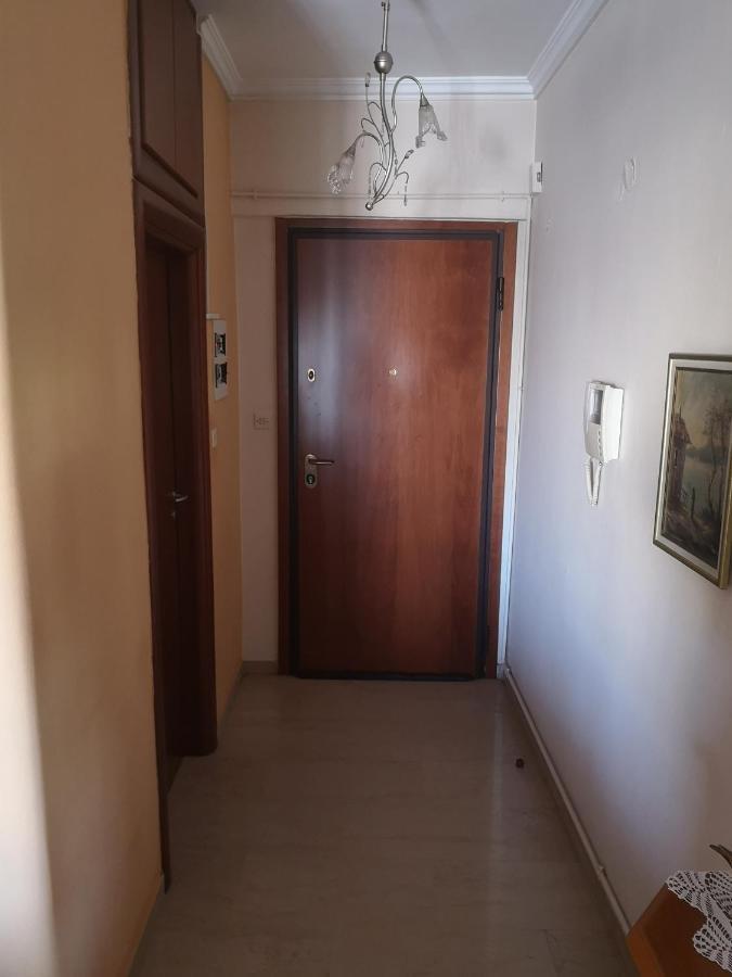 Comfortable Apartment In Kato Toumpa 테살로니키 외부 사진
